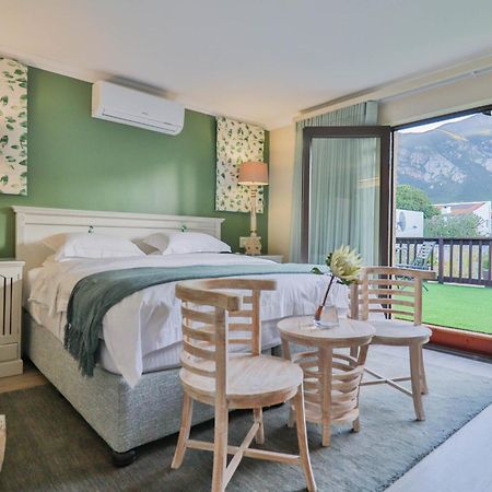 Lavender Manor Guest Lodge Hermanus Exterior photo