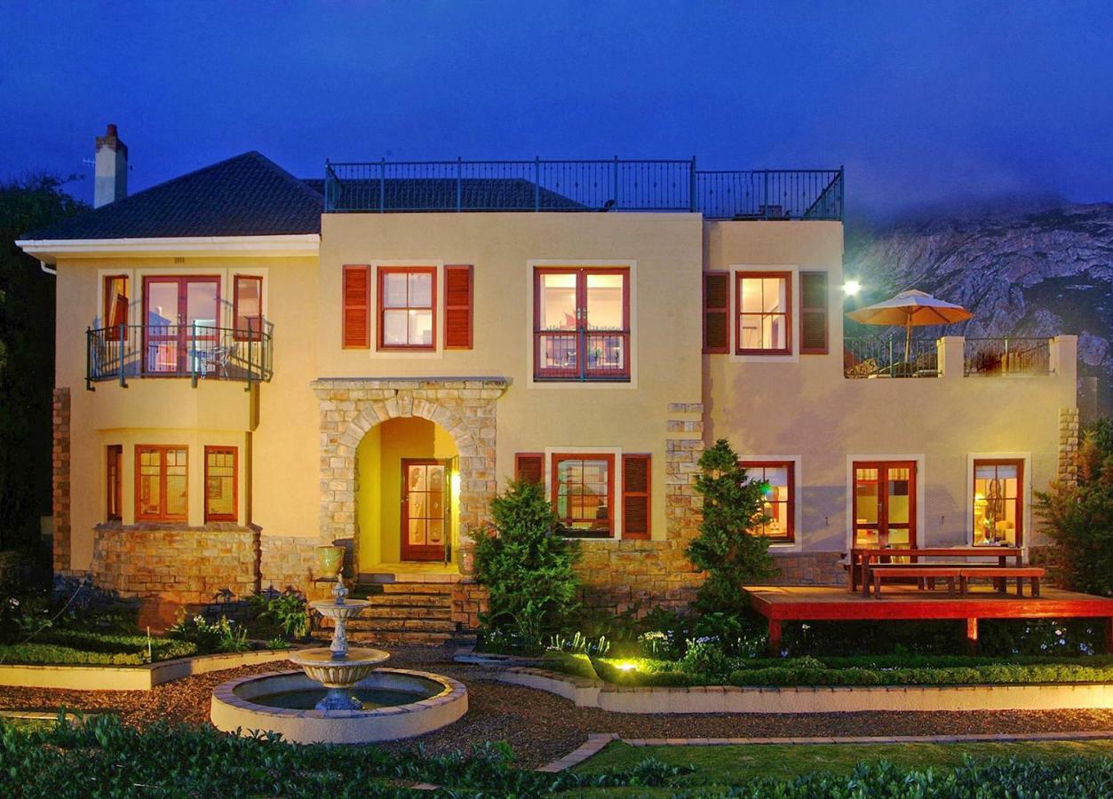 Lavender Manor Guest Lodge Hermanus Exterior photo